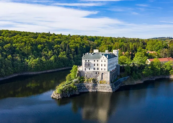 Panorama Orlik Pensión Klucenice